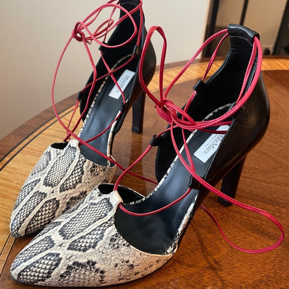 Max Mara snakeskin Pump. Long Red laces tie. Strappy. Good condition. Size 38 UK